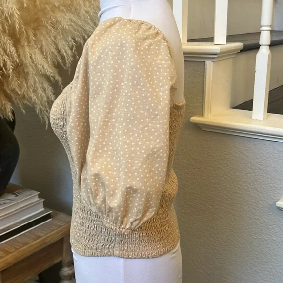 Abercrombie & Fitch Beige Puff Sleeve Crop Top - Picture 4 of 7